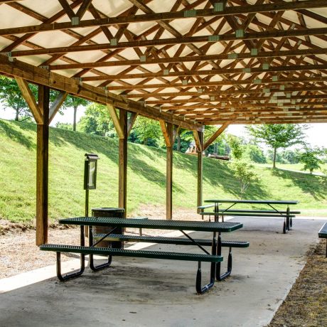 Eagle View MHC Picnic Tables